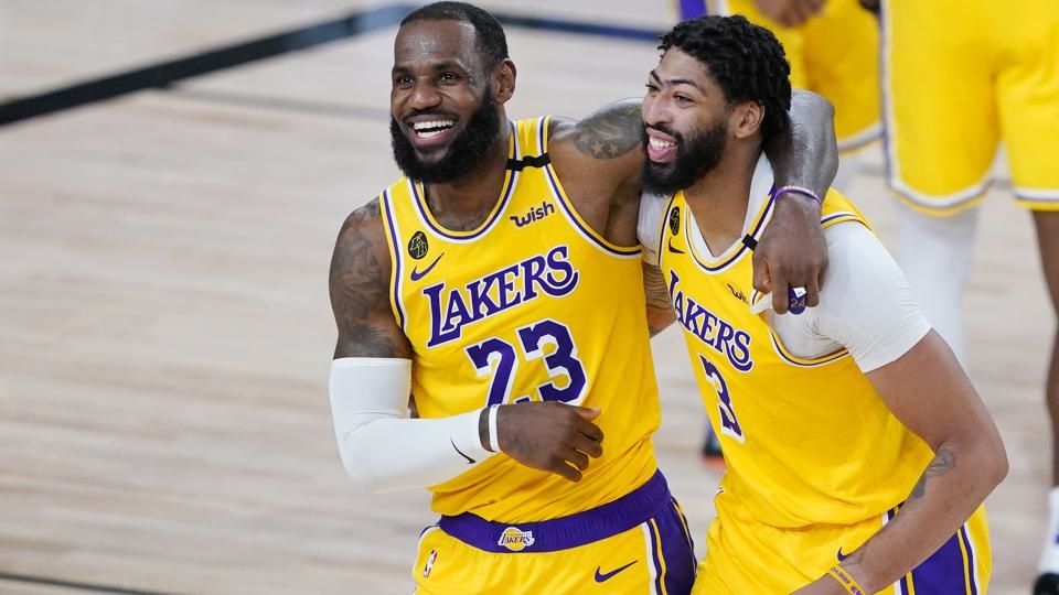LeBron James and Anthony Davis of the Los Angeles Lakers