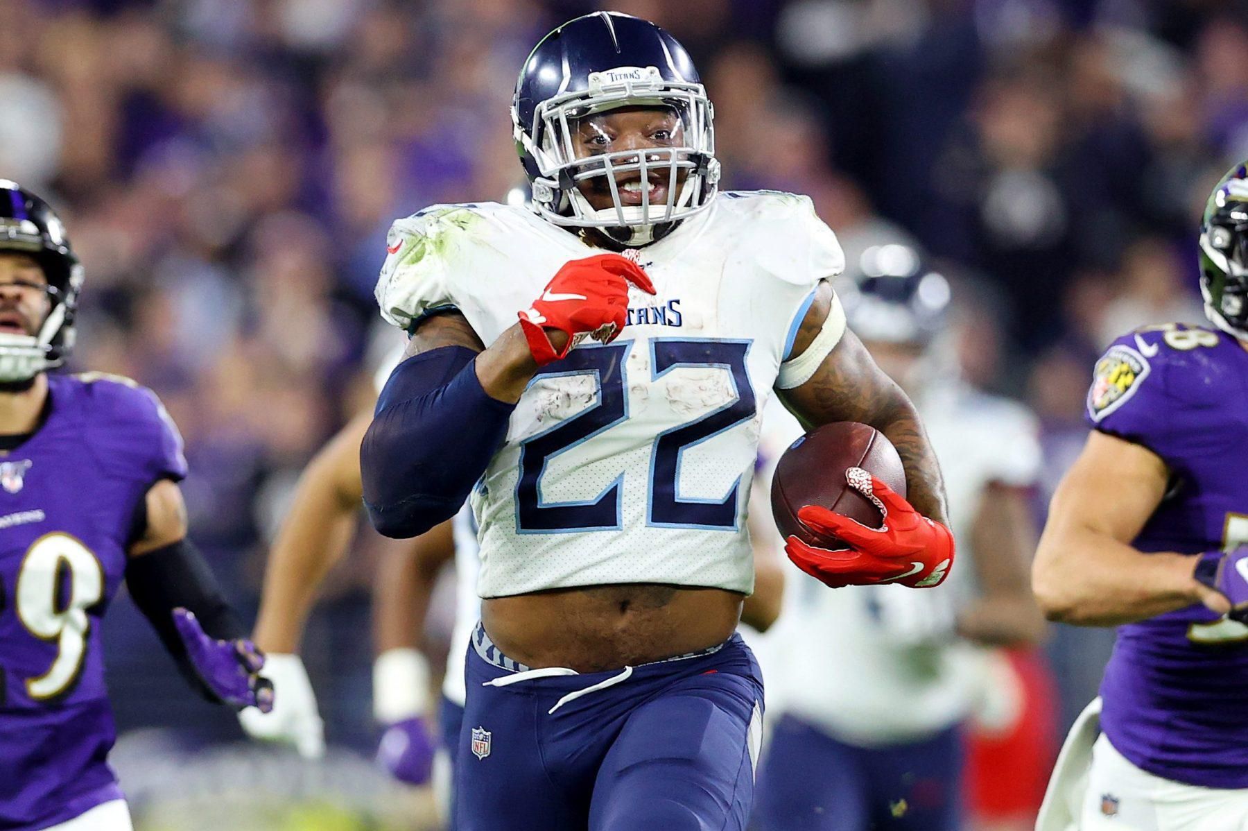 Tennessee Titans running back Derrick Henry breaks free against the Baltimore Ravens